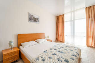 Гостевой дом Анири Саки Трехместный номер с балконом-4