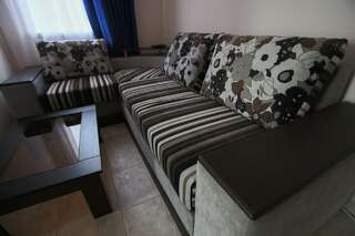 Гостевой дом Анири Саки Стандартный четырехместный номер-3